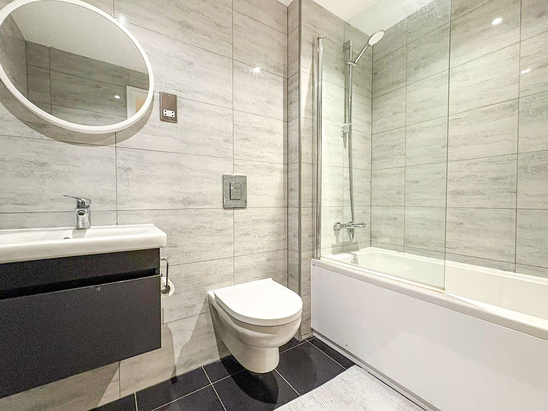 Wycombe Road Saunderton